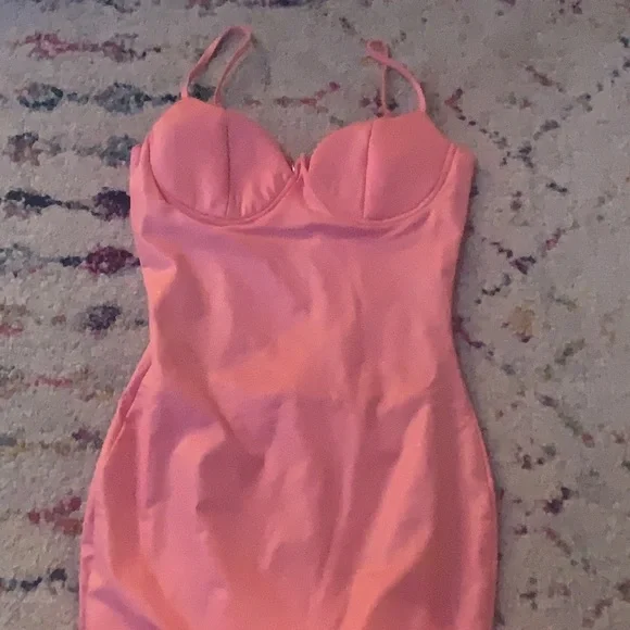 LINED SWEETHEART PINK DRESS - Picture 3 of 8